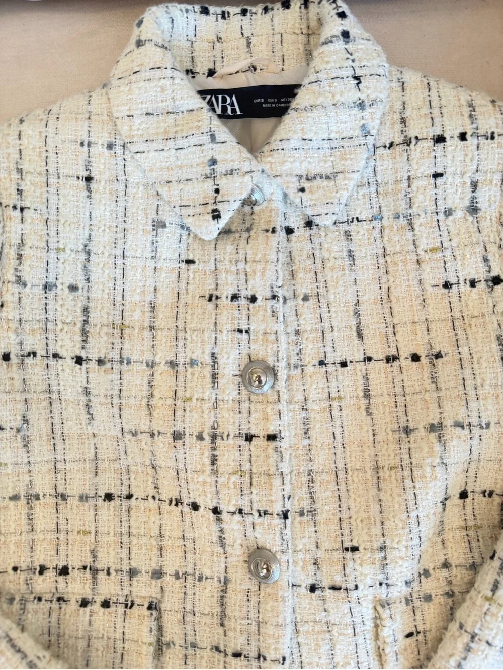 Zara Cream Tweed Boxy Cropped Blazer with Black Thread Detail